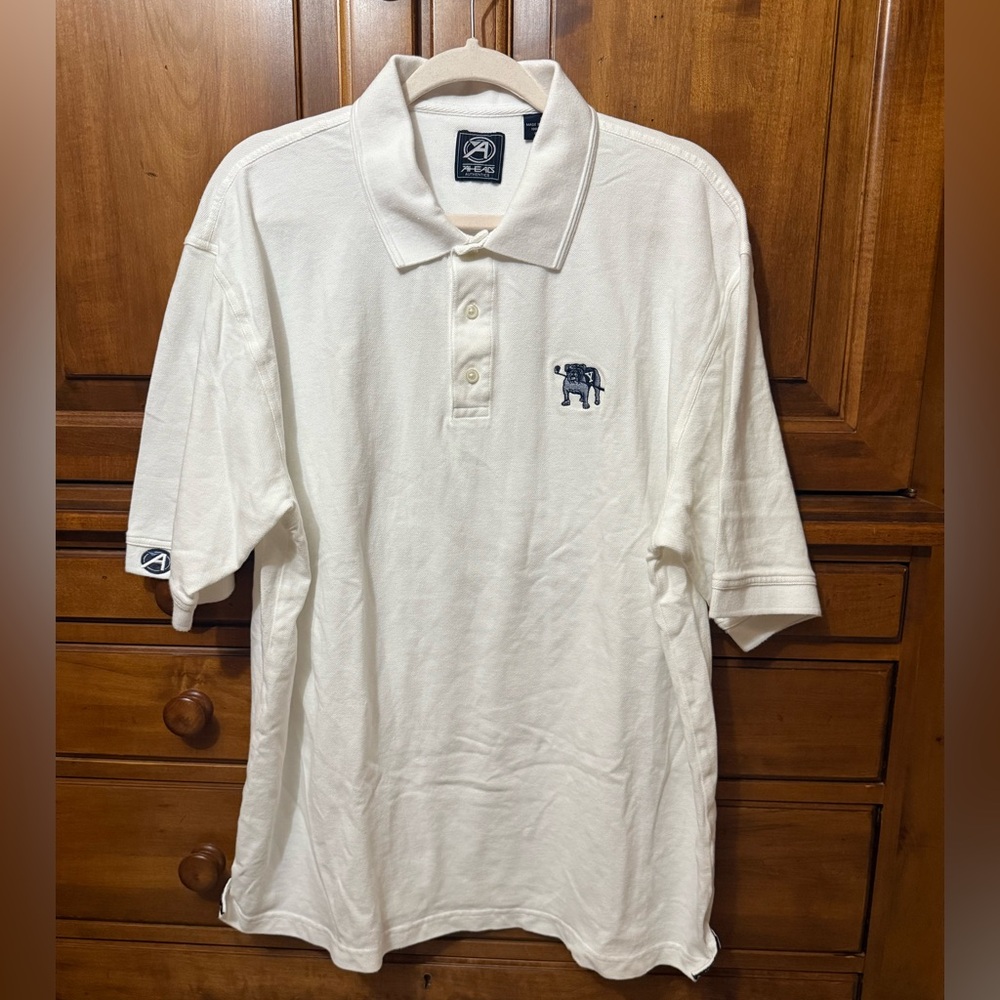 Yale Golf Club White Polo Shirt Embroidered Bulldog Logo NEW